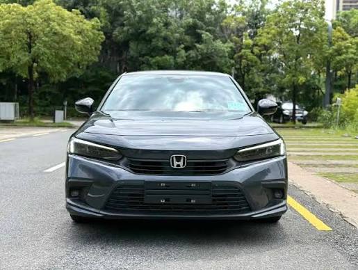 Sedans (Saloons)